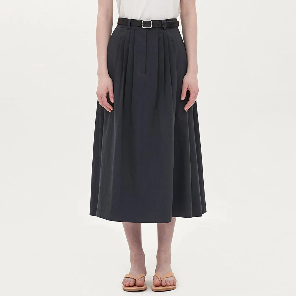 linen 8-tuck skirt_navy