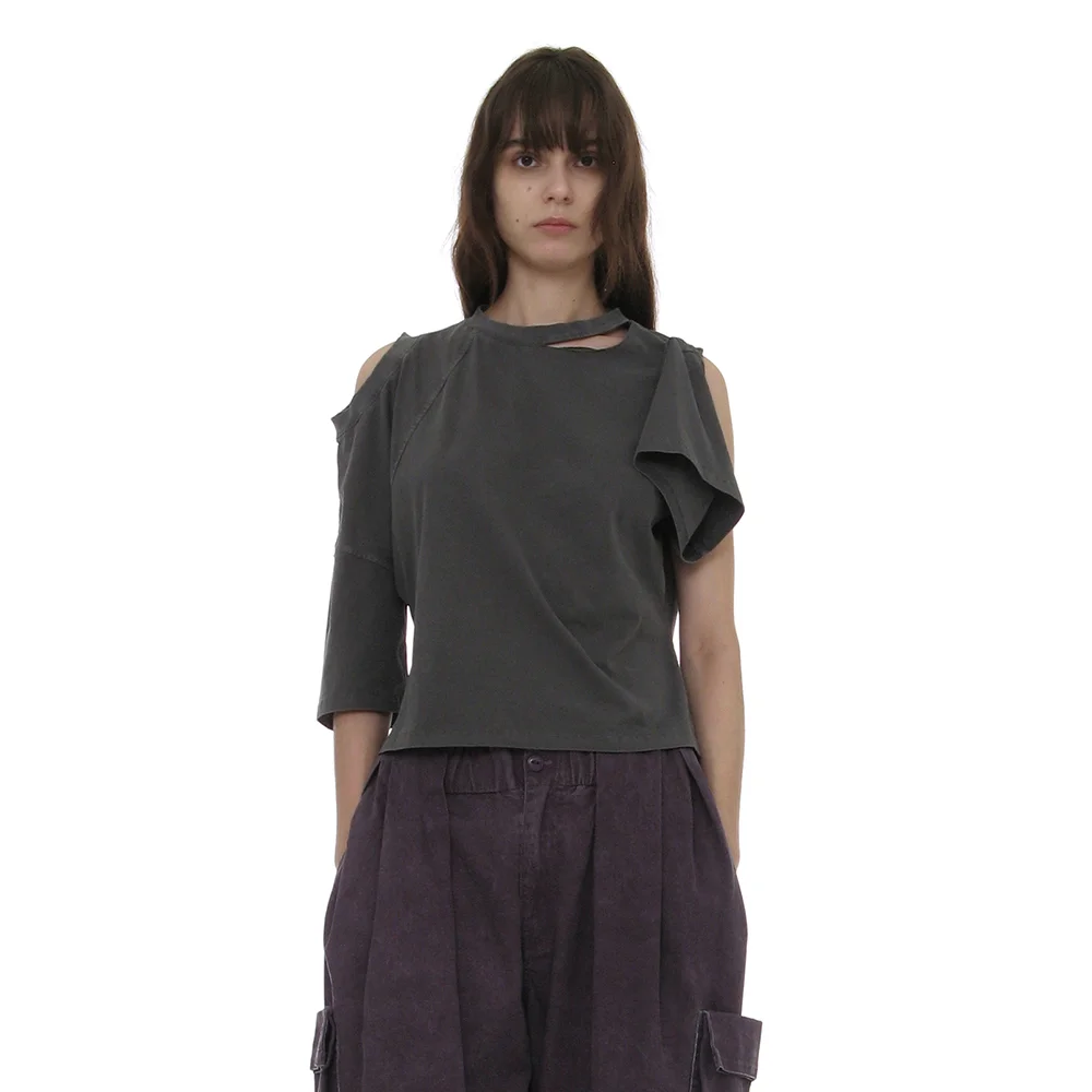 2WAY CUT-OUT DECONSTRUCTED TOP_CHARCOAL