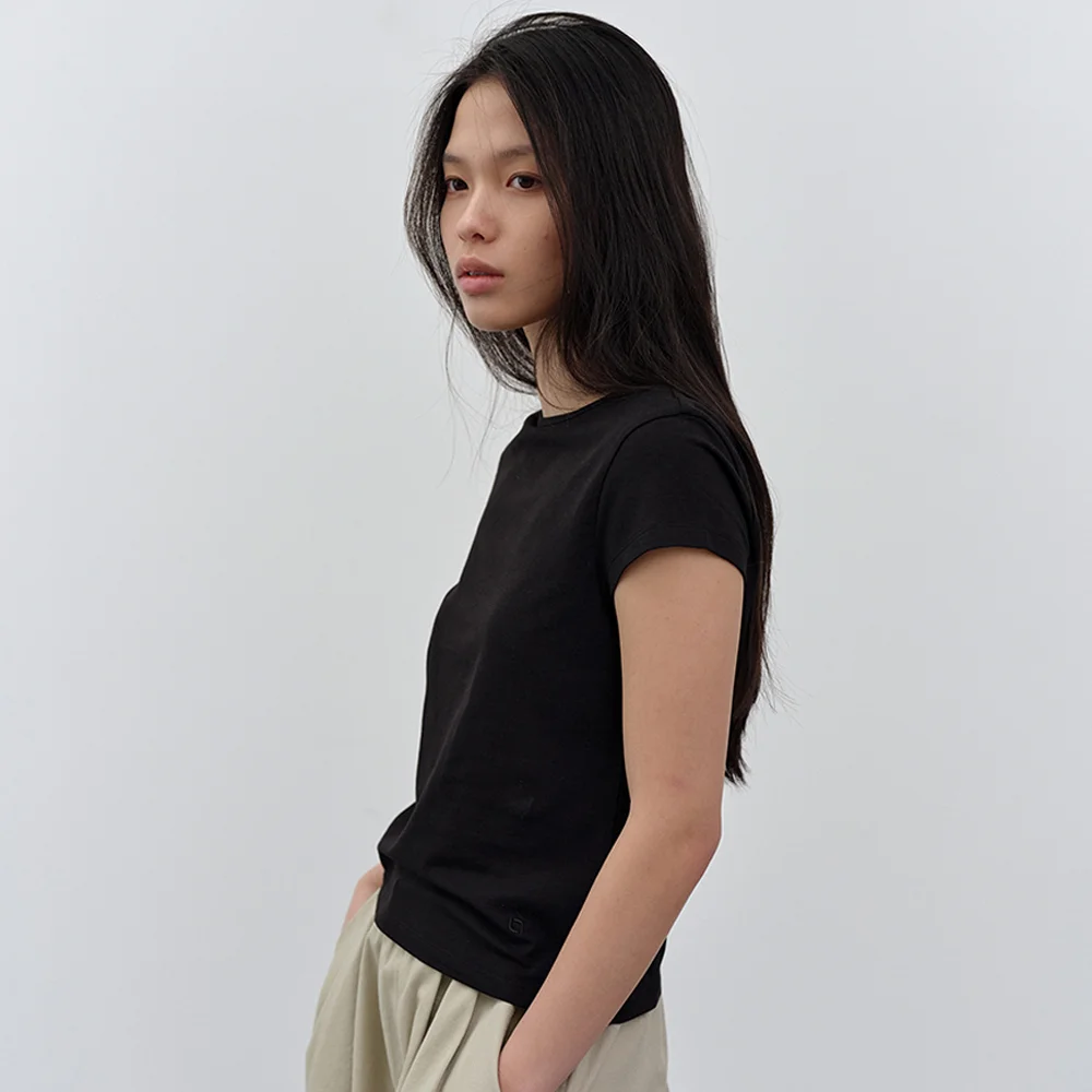 W 莫代爾 短袖 T恤 Black