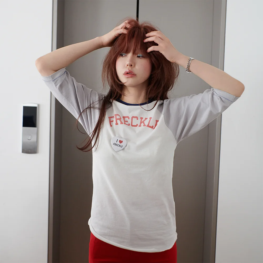 printed raglan tee