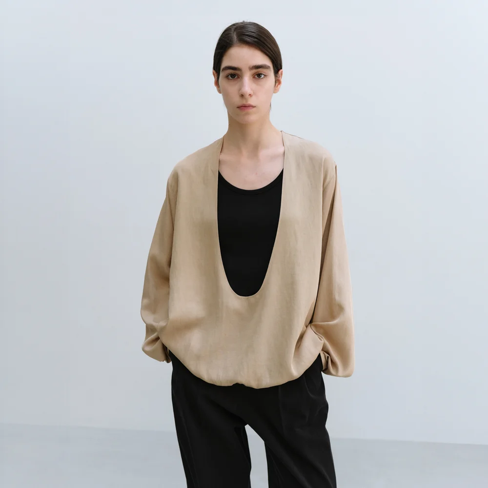 Fluid Layered Top in Beige