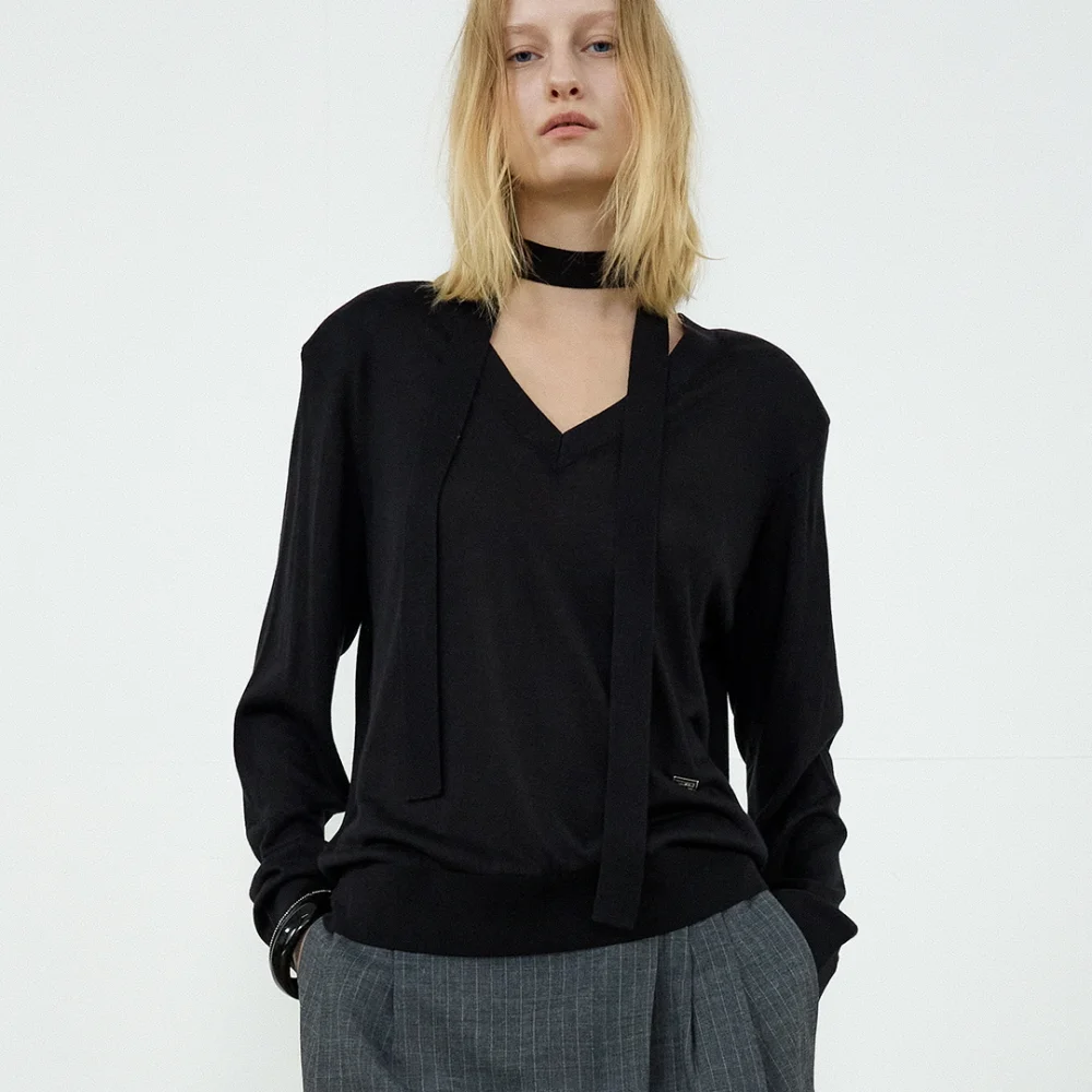 PADDED V-NECK KNIT TIE SET_BLACK