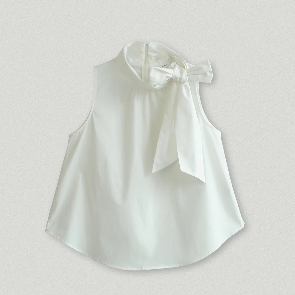 High-neck ribbon sleeveless blouse_ ivory
