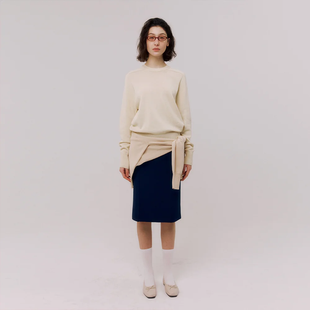 Clavicle Round neck Pullover (Butter)