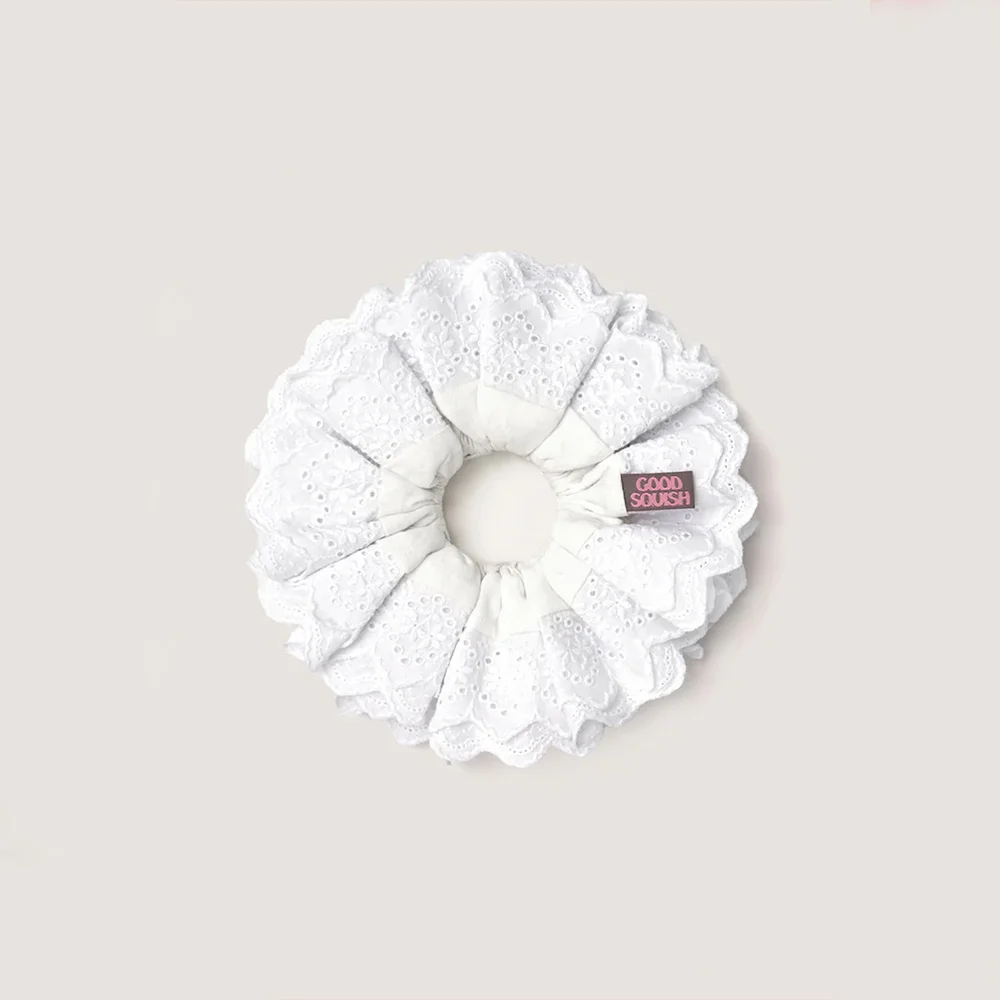 QUEEN (WHITE)