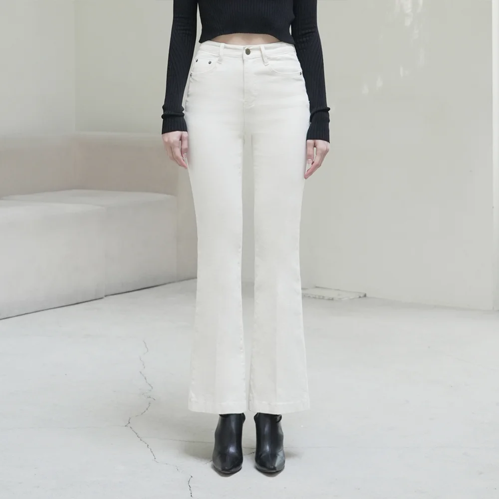 W1022 BOOTS CUT COTTON PANTS_CREAM