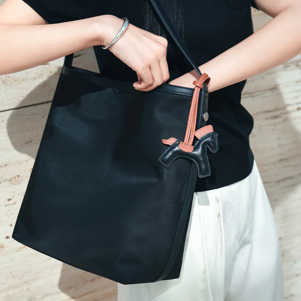 SIAC3116 Lambskin Horse Charm_Black