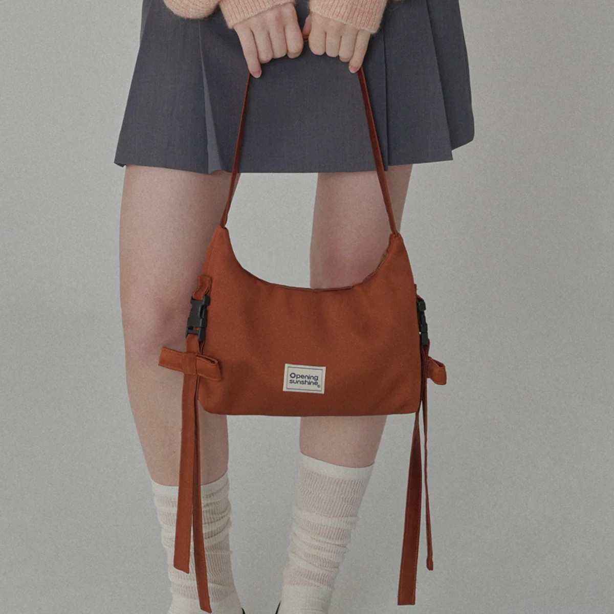 Side Detailed Ribbon Hobo Bag_Brown