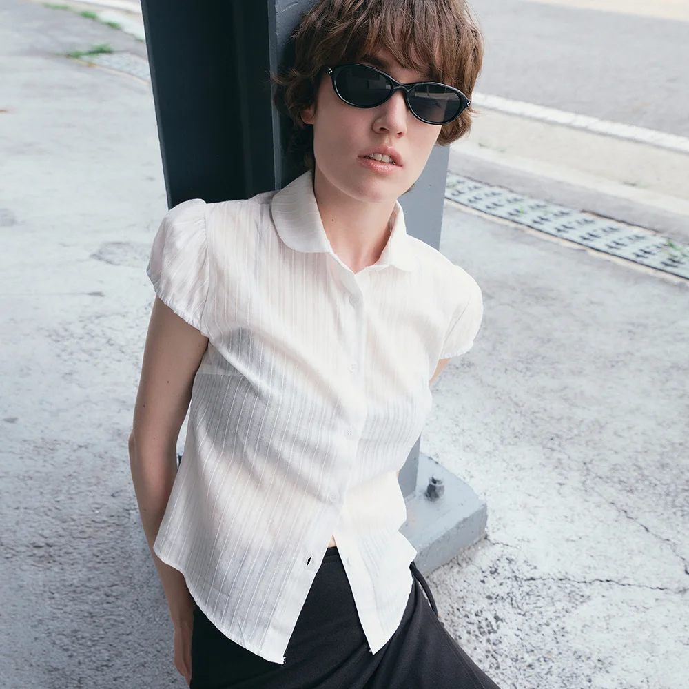 Sheer puff round collar blouse_Ivory