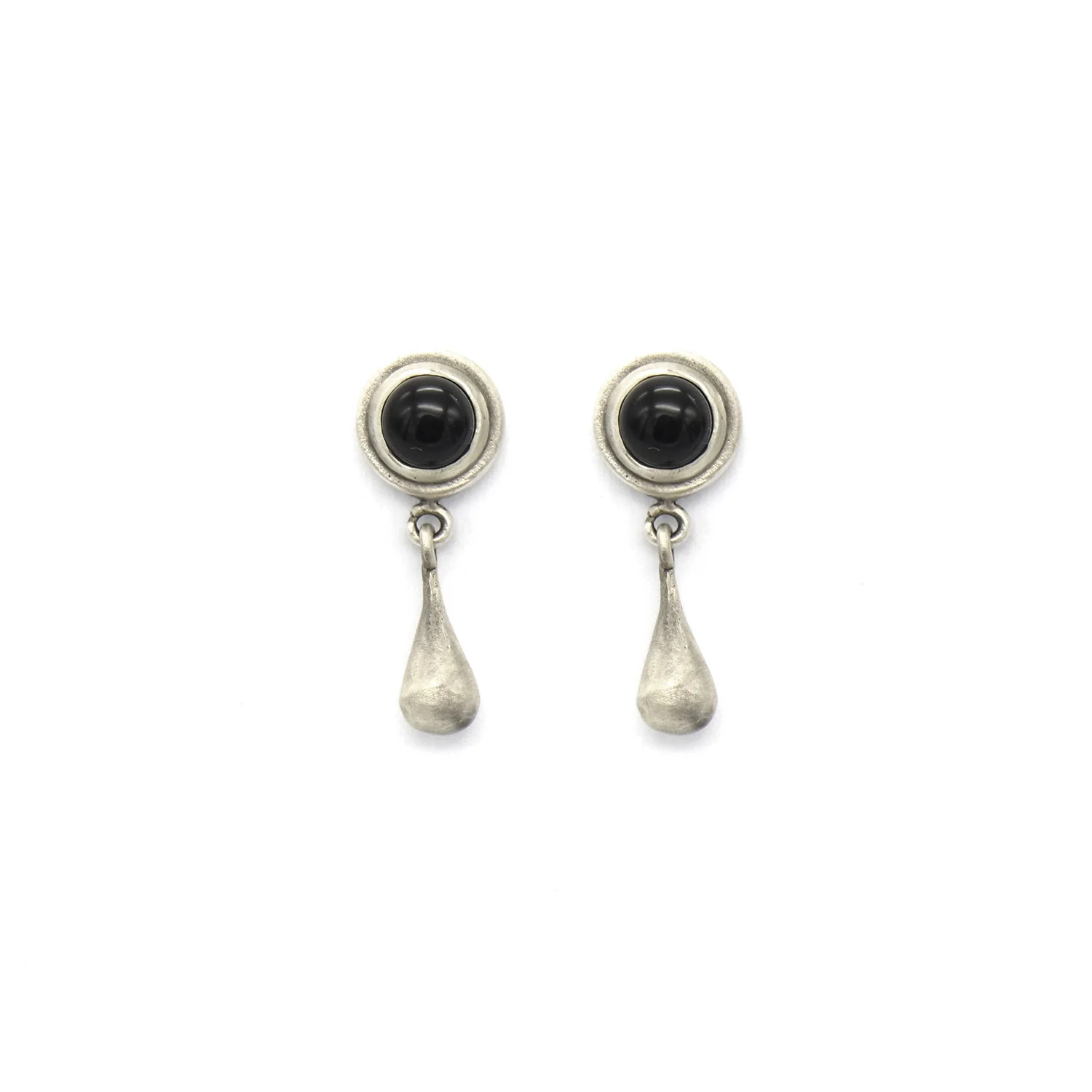 Tears earring (onyx)