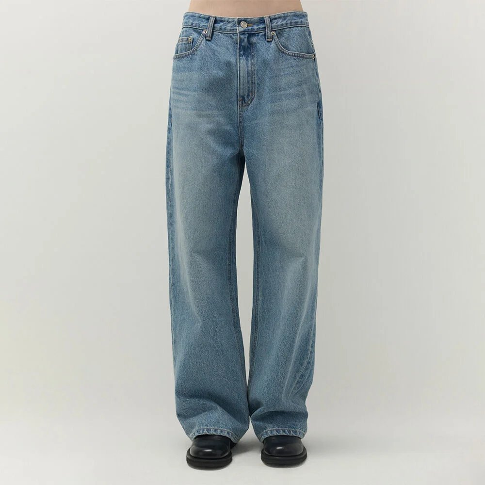 Loose-Fit Denim Pants (Blue)