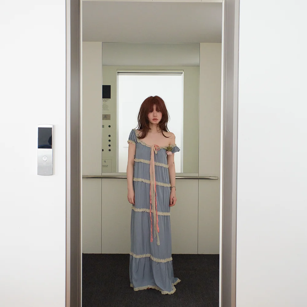 2次 silk strap tiered maxi dress