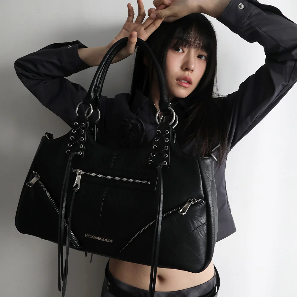 Eyelet Leather Fringe Bag (Black)