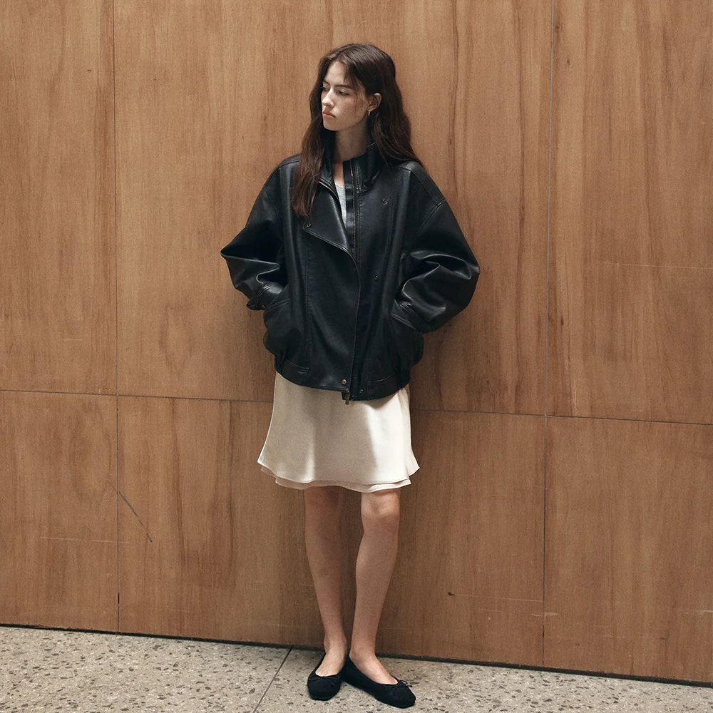Vintage washed high-neck leather jumper _Brown