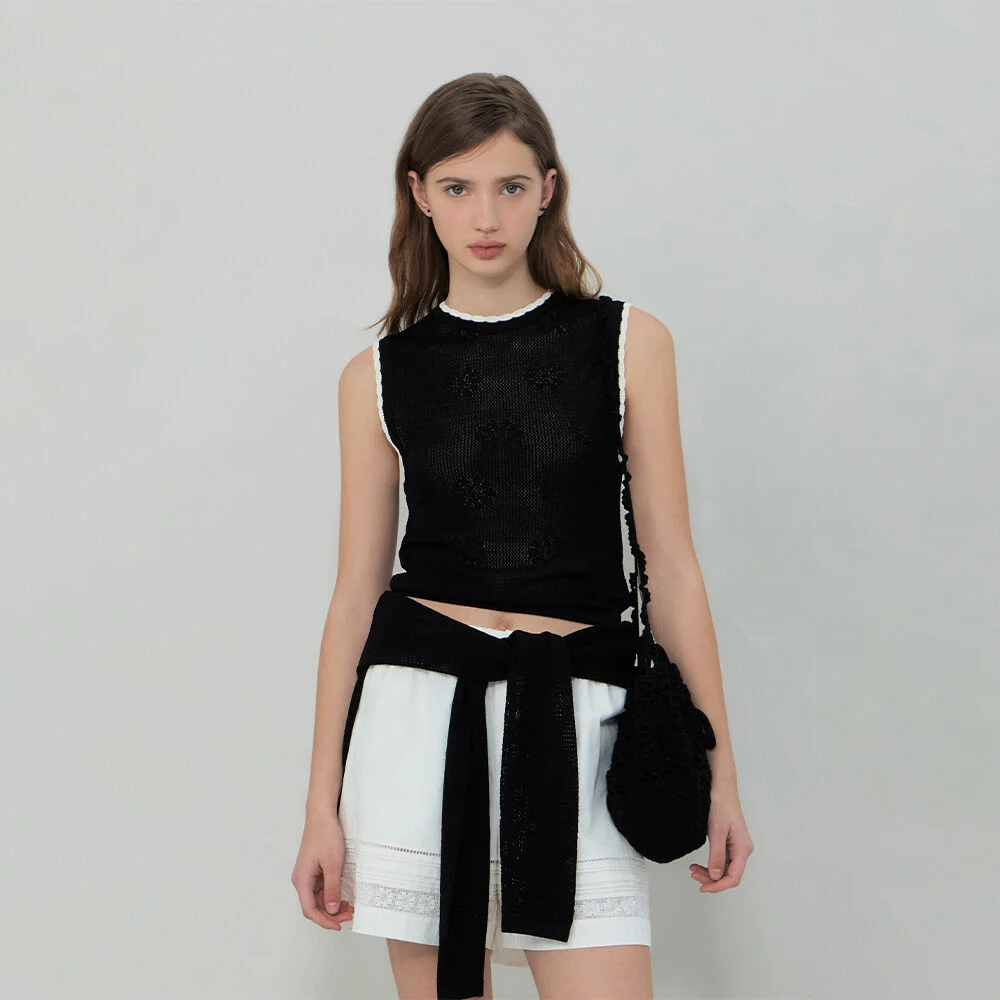DAISY KNIT TOP (BLACK)