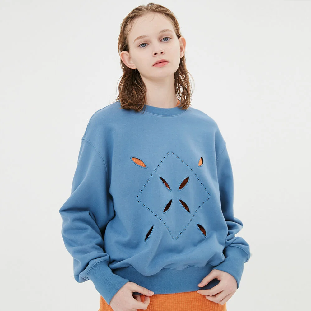 Argyle Hole Sweatshirt / Dusty Blue