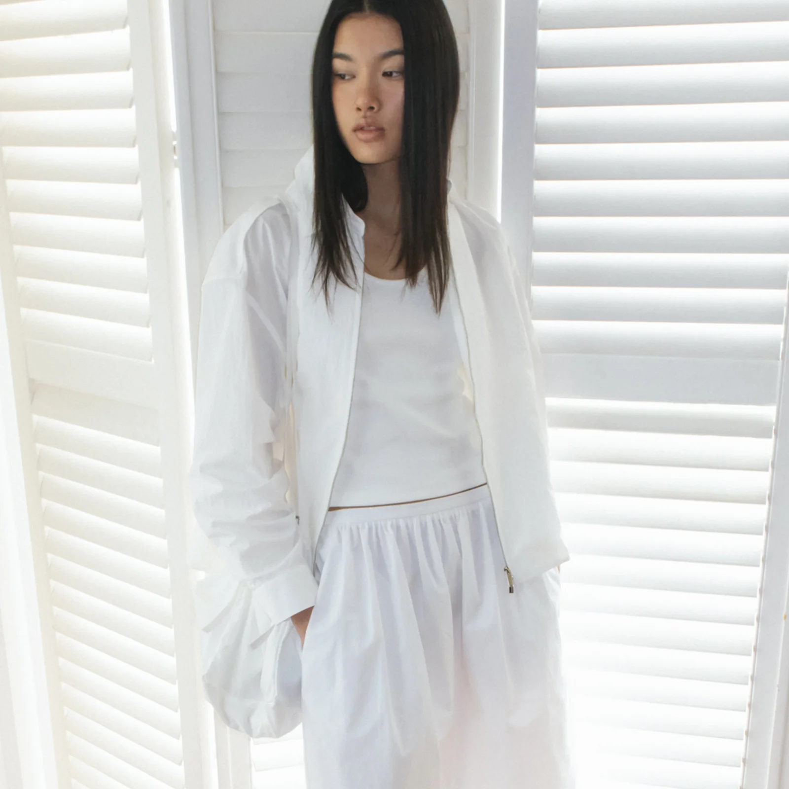 2-Way Minimal Shirt Jacket (White)