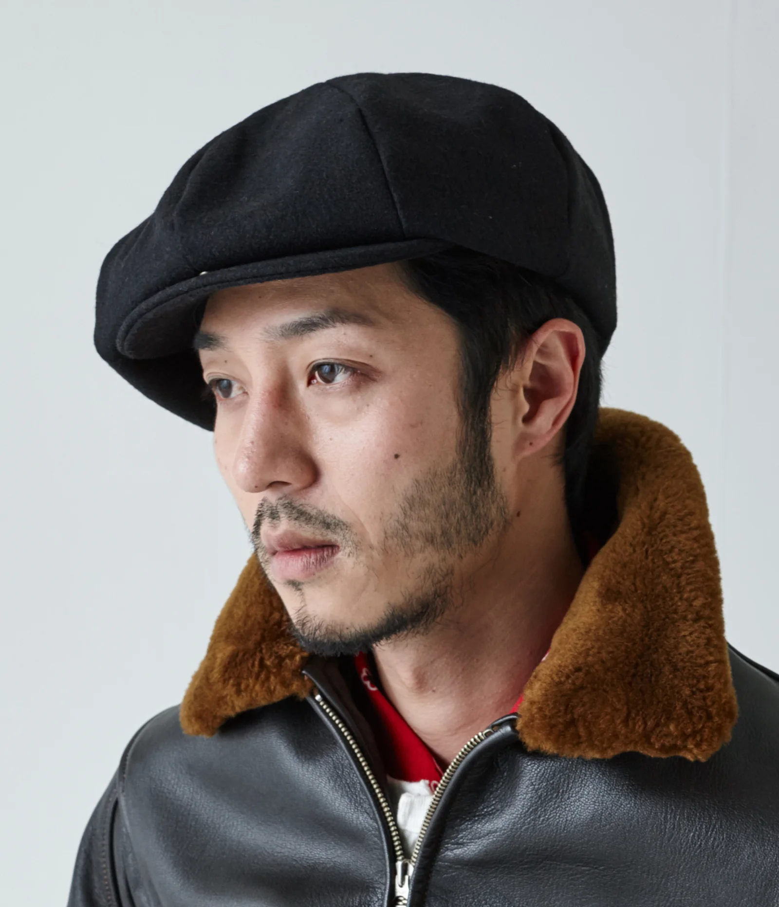 BIG APPLE - BASIC COLOR NEWSBOY CAP - BLACK