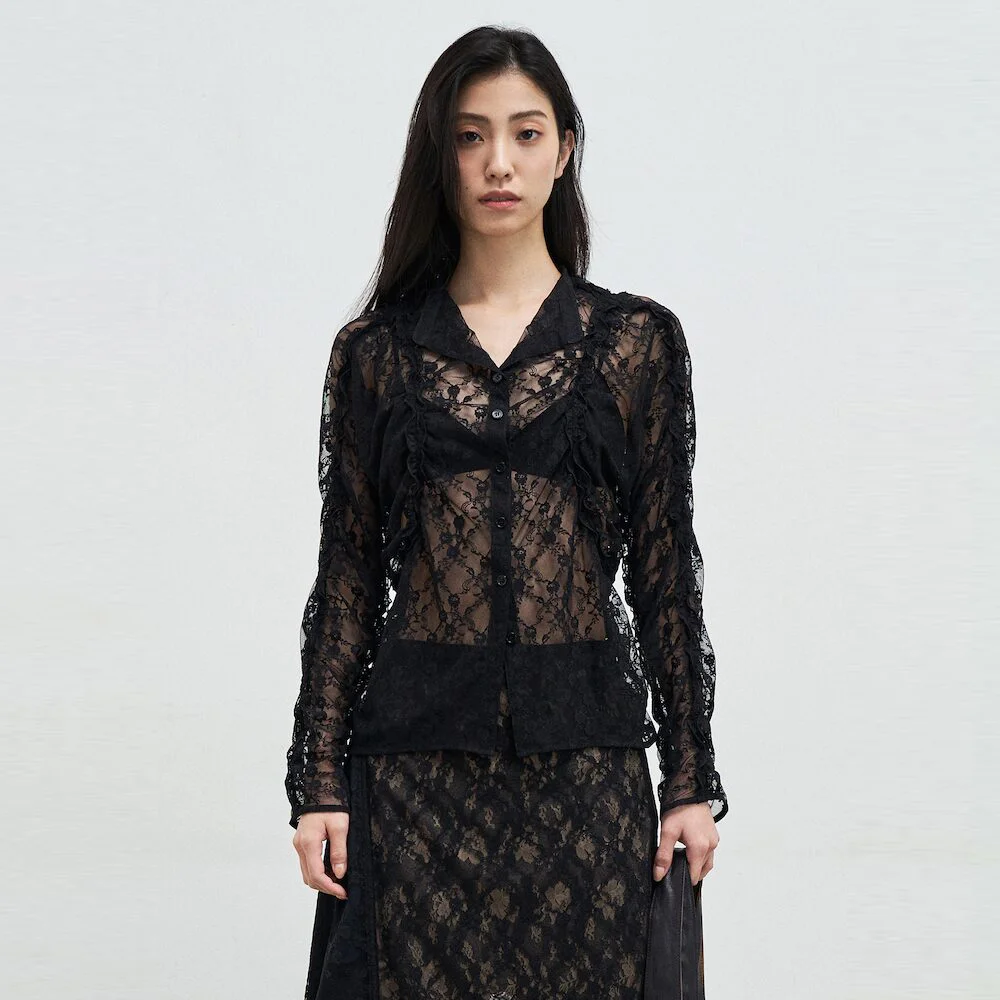 Curved Line Lace Blouse Black (AG5264A015)