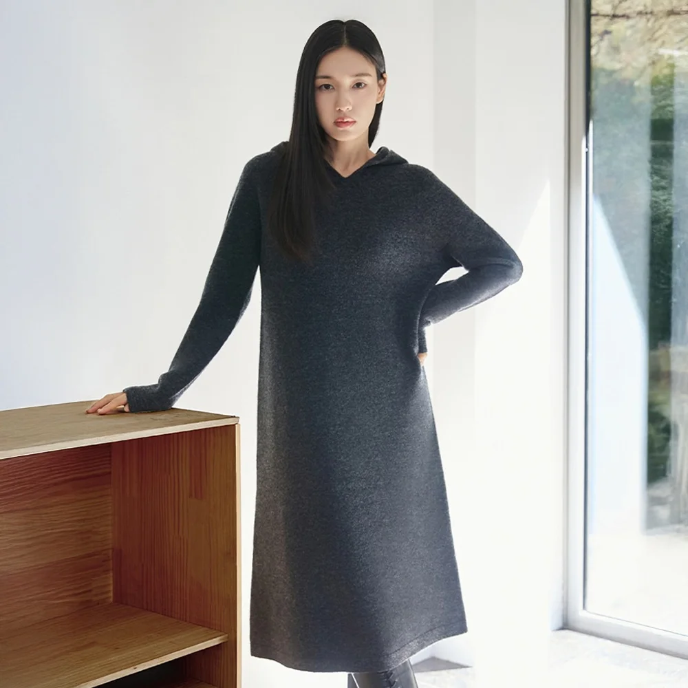 FW 美麗諾羊毛100 全成型 連帽連身裙