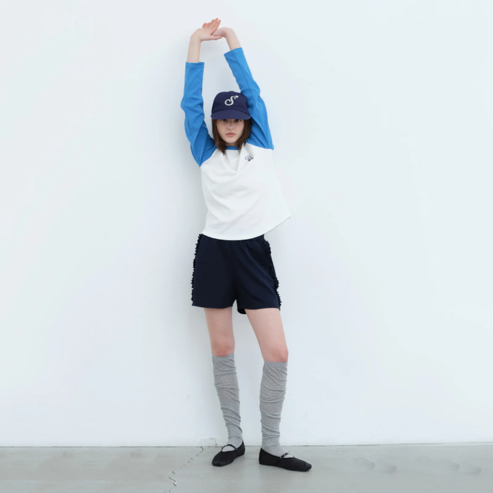 Frill Short Pants-Navy
