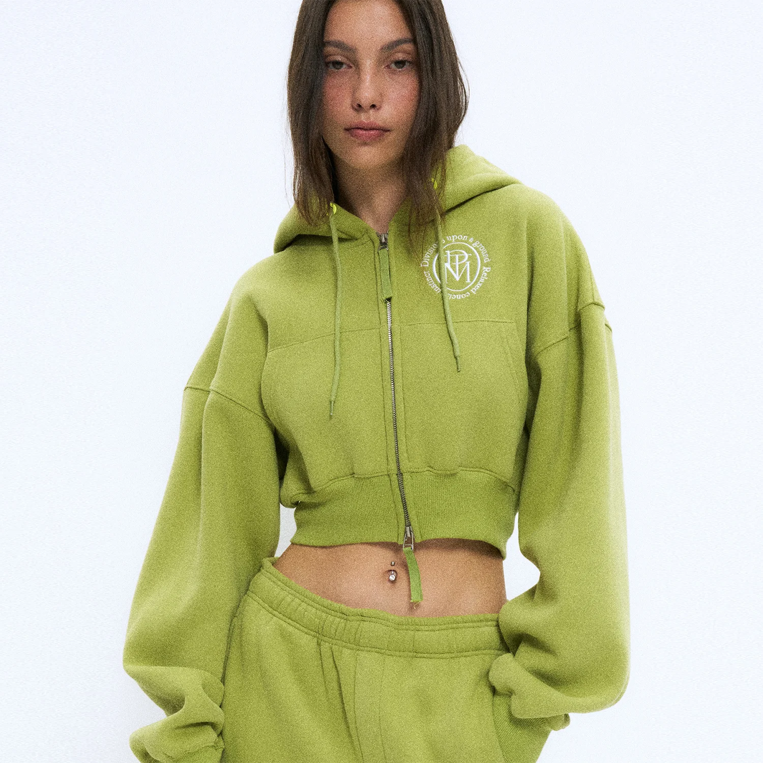 CLASSIC LOGO CROP HOODIE_LIGHT GREEN
