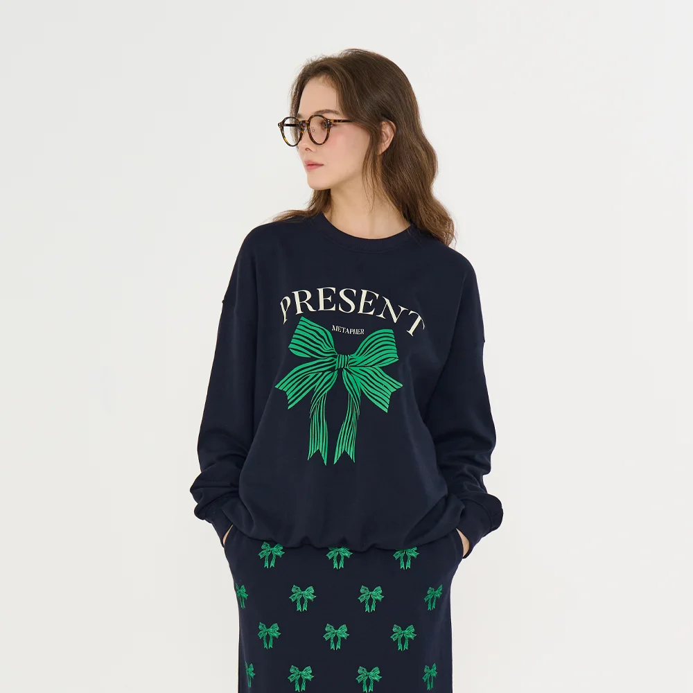 MET Present Sweatshirt Navy