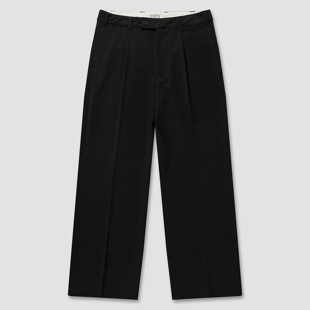 One-Tuck Slacks (Black)