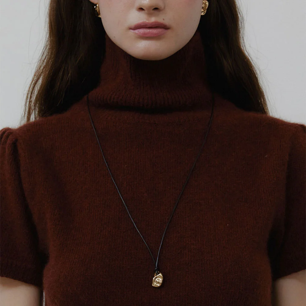 Oyster Long Leather Necklace (L243MNK030)