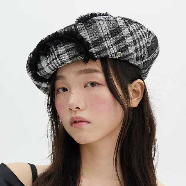 Lace Point Beret