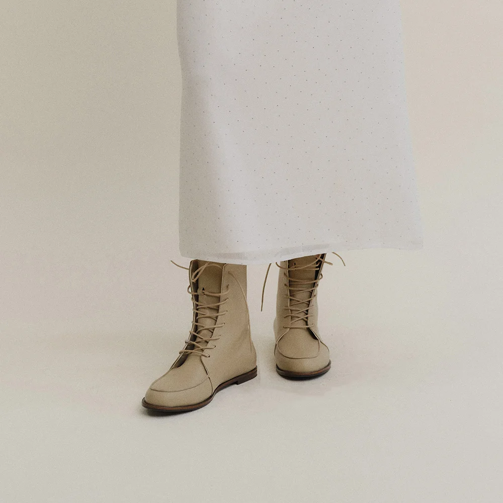 LACE-UP HALF BOOTS (BEIGE)