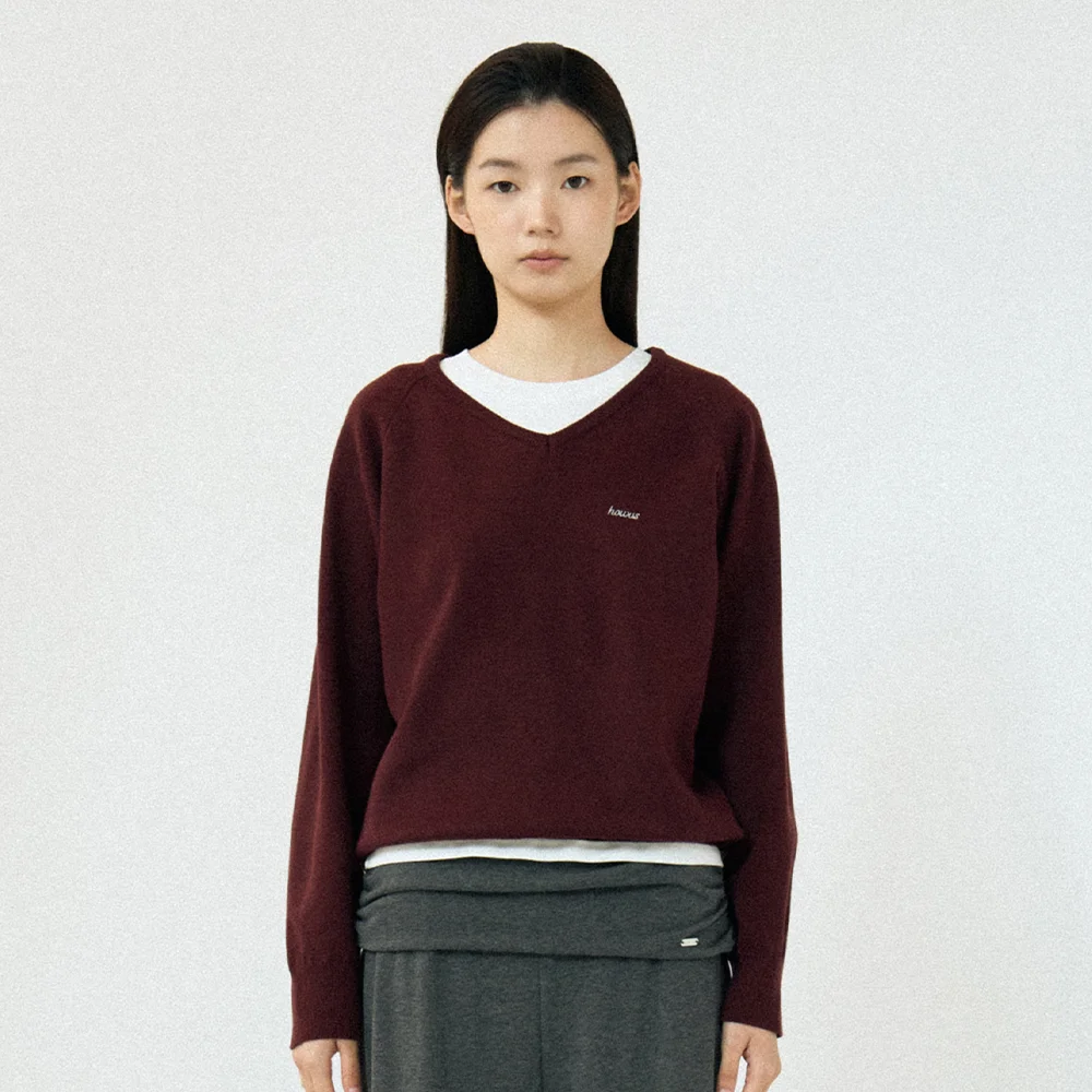 ROARIN V-NECK KNIT (WINE)