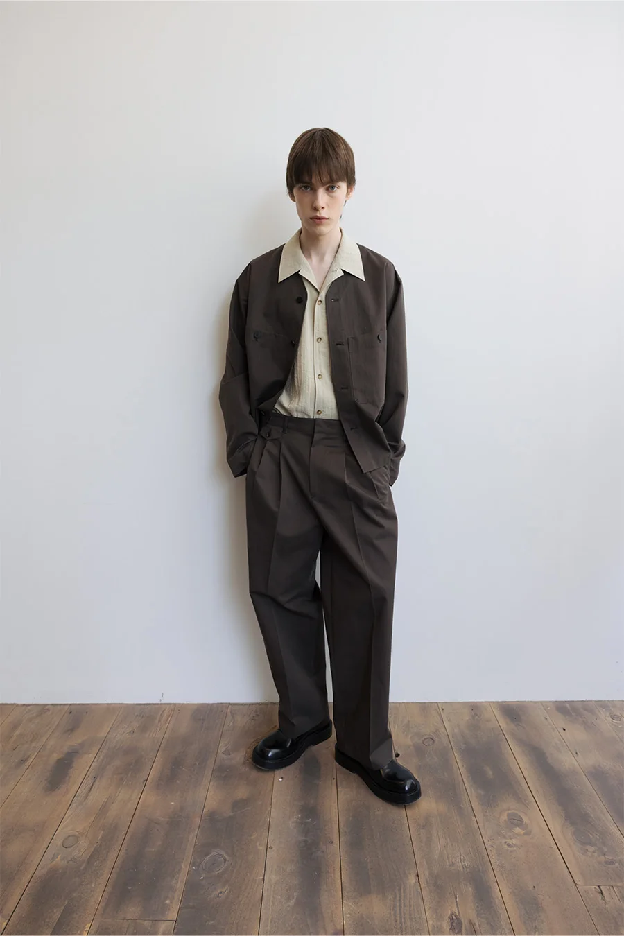 DOUBLE-LAYERED OPEN COLLAR SHIRT
