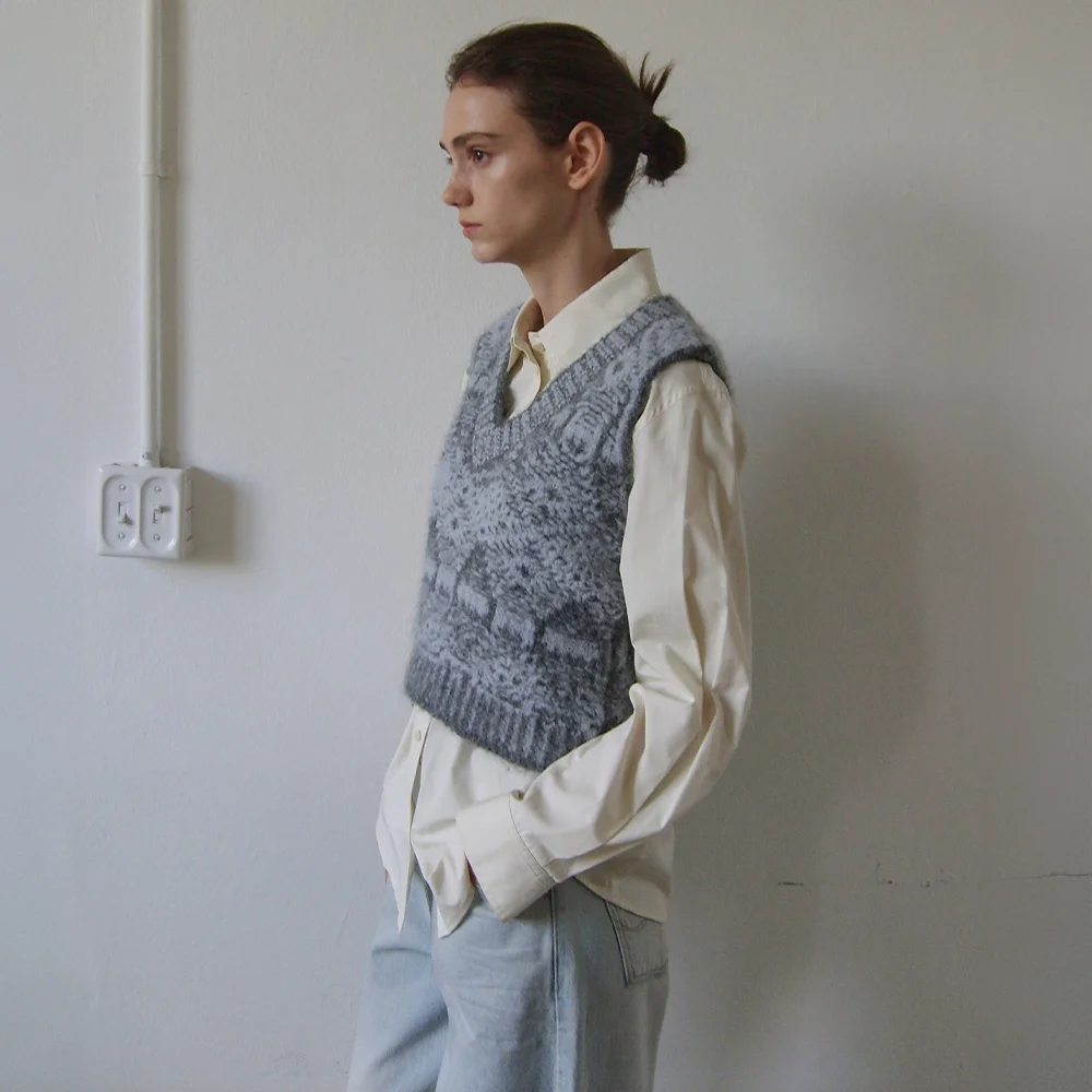 SUPERFINE ALPACA NORDIC VEST - GREY