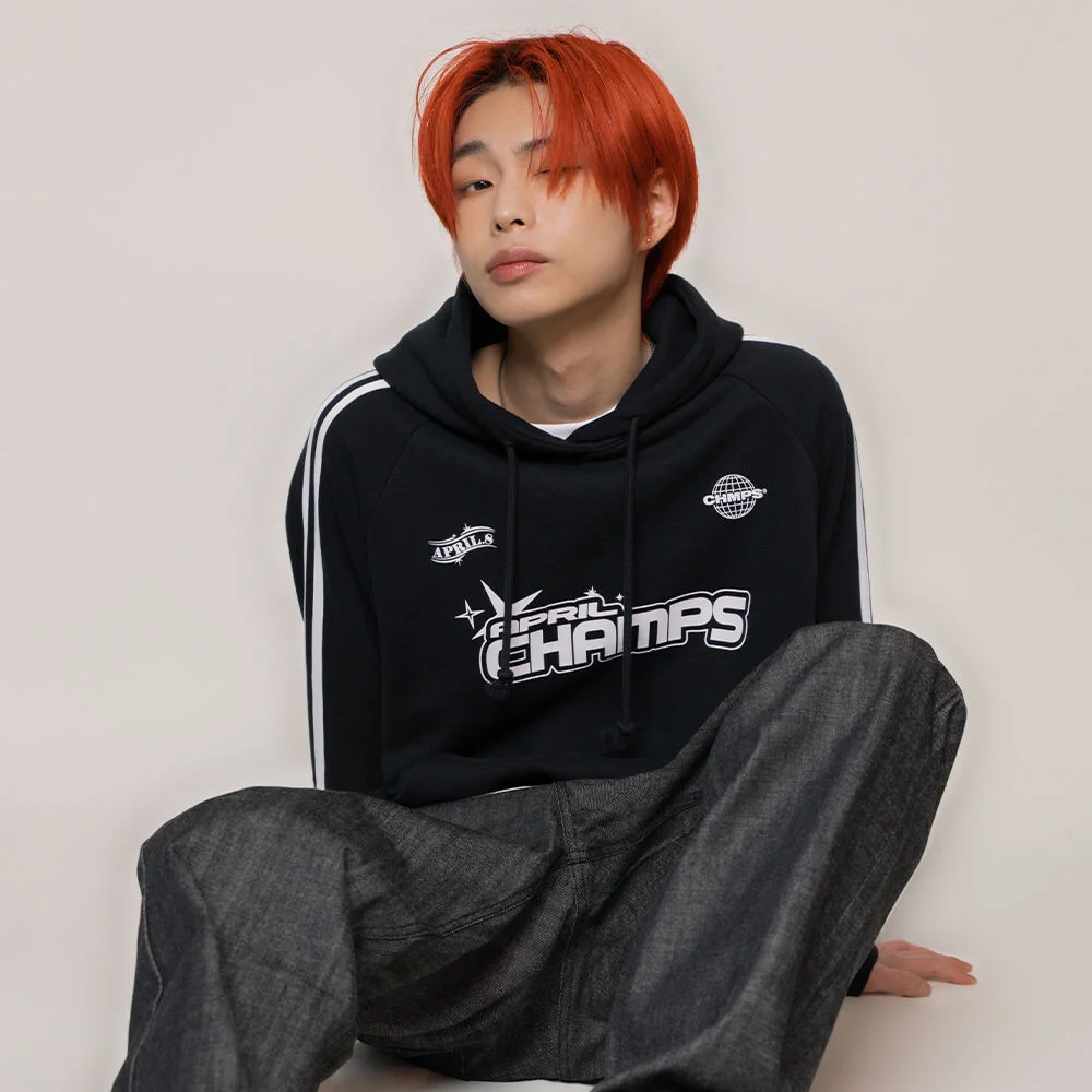 April Champs 連帽衫 B23ST01BK