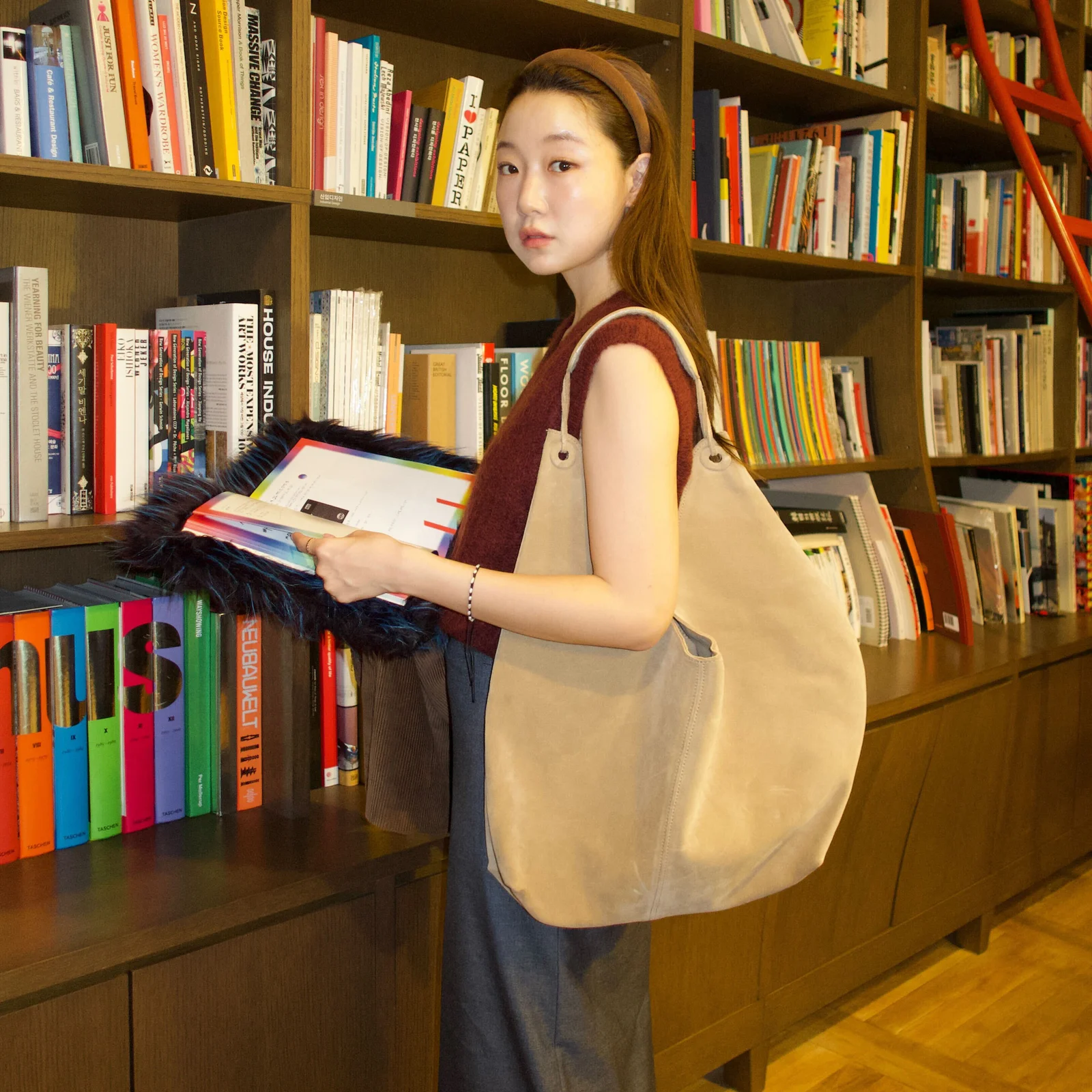 Suede Hobo Bag(Beige)
