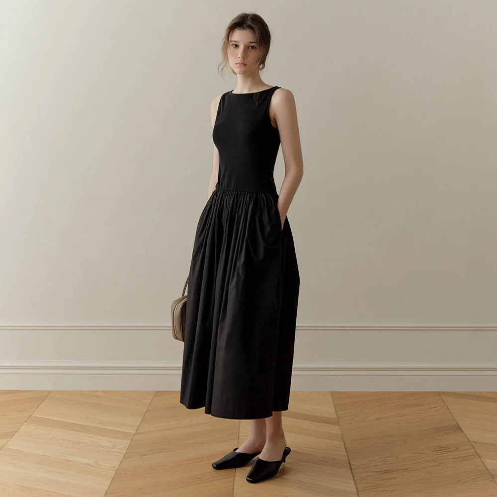 Tia Shirring Maxi Dress (Black)