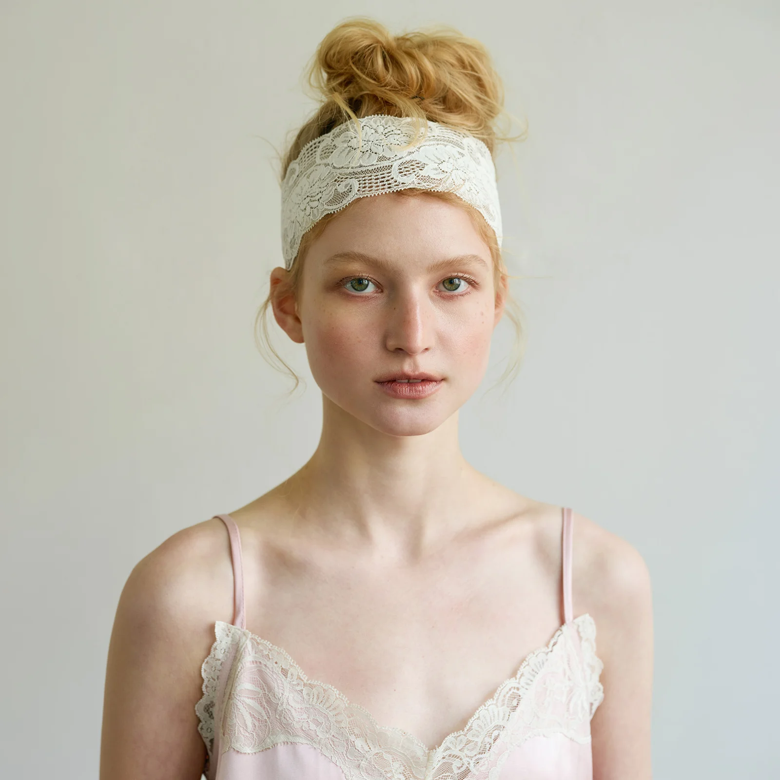 LACE HAIR BAND - OFF WHITE