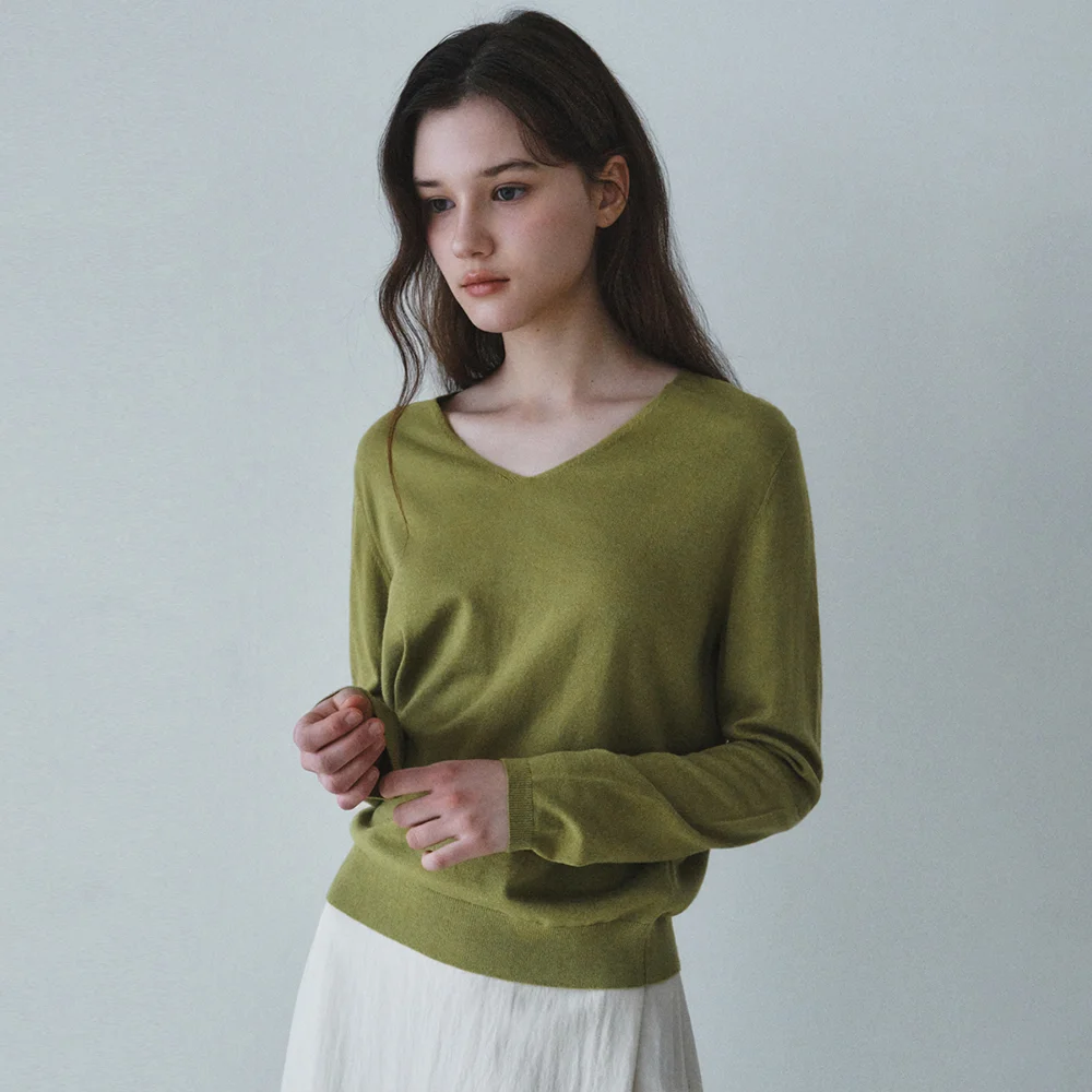 Soft Lean V-Neck Knit_OLIVE(WC26KN13)