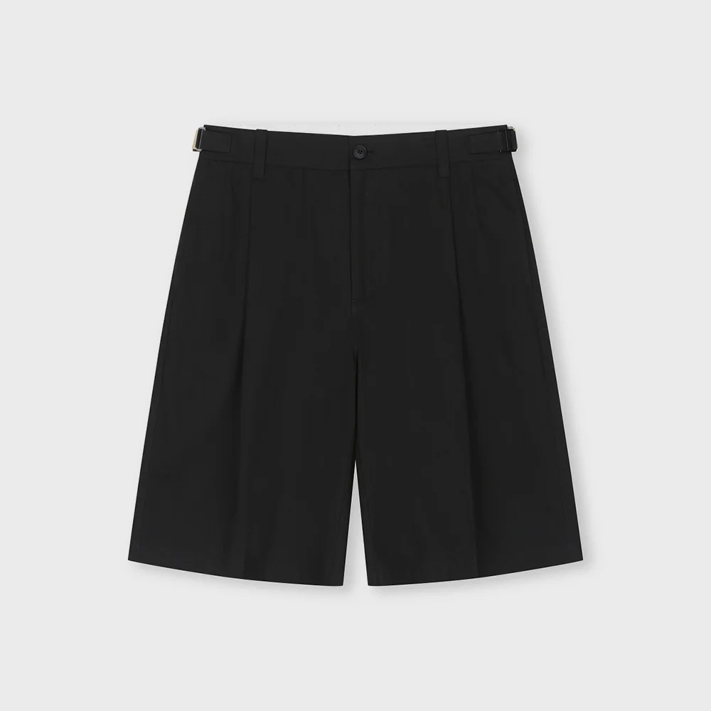 DEEP ONE TUCK CHINO SHORTS BLACK