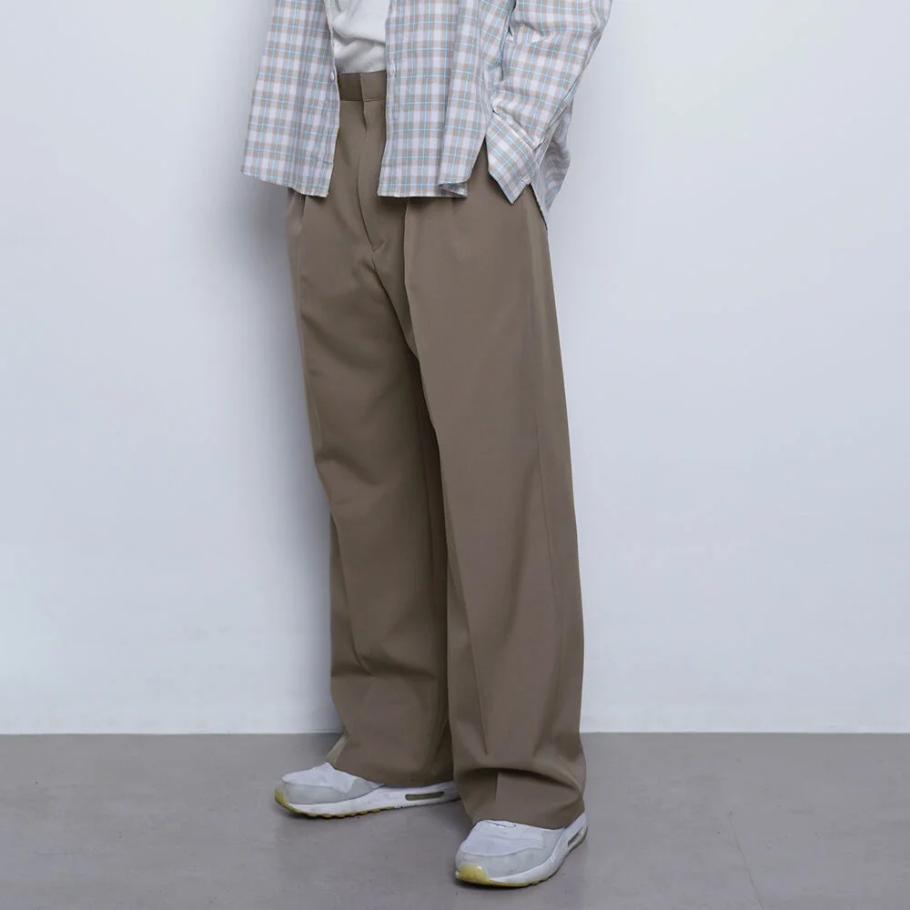 M56 over bon setup wide slacks khaki