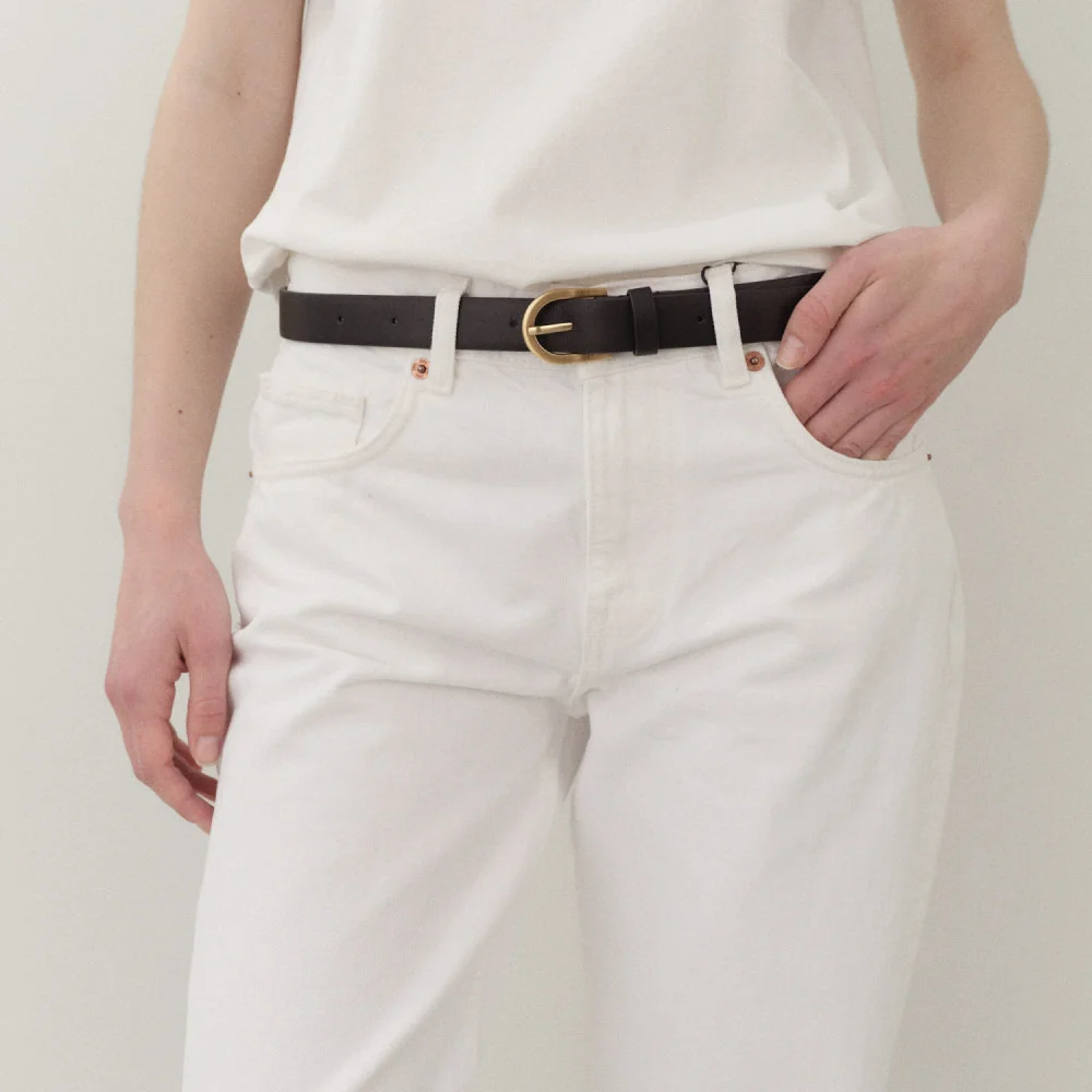 Around belt Black with Gold buckle