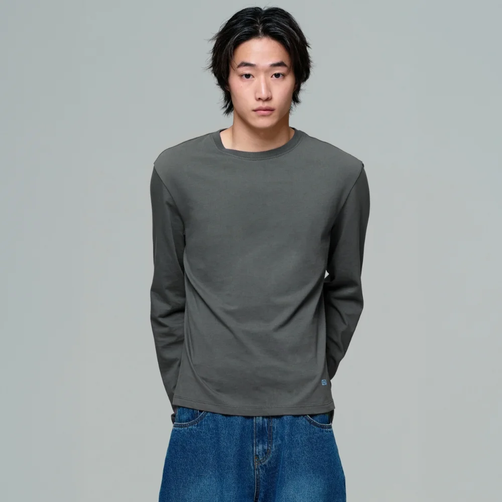 MEN ERA ESSENTIAL LS T - WASHED D.GRAY