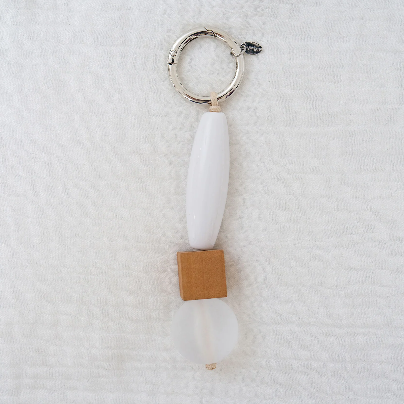 figure mix key ring (white,wood)