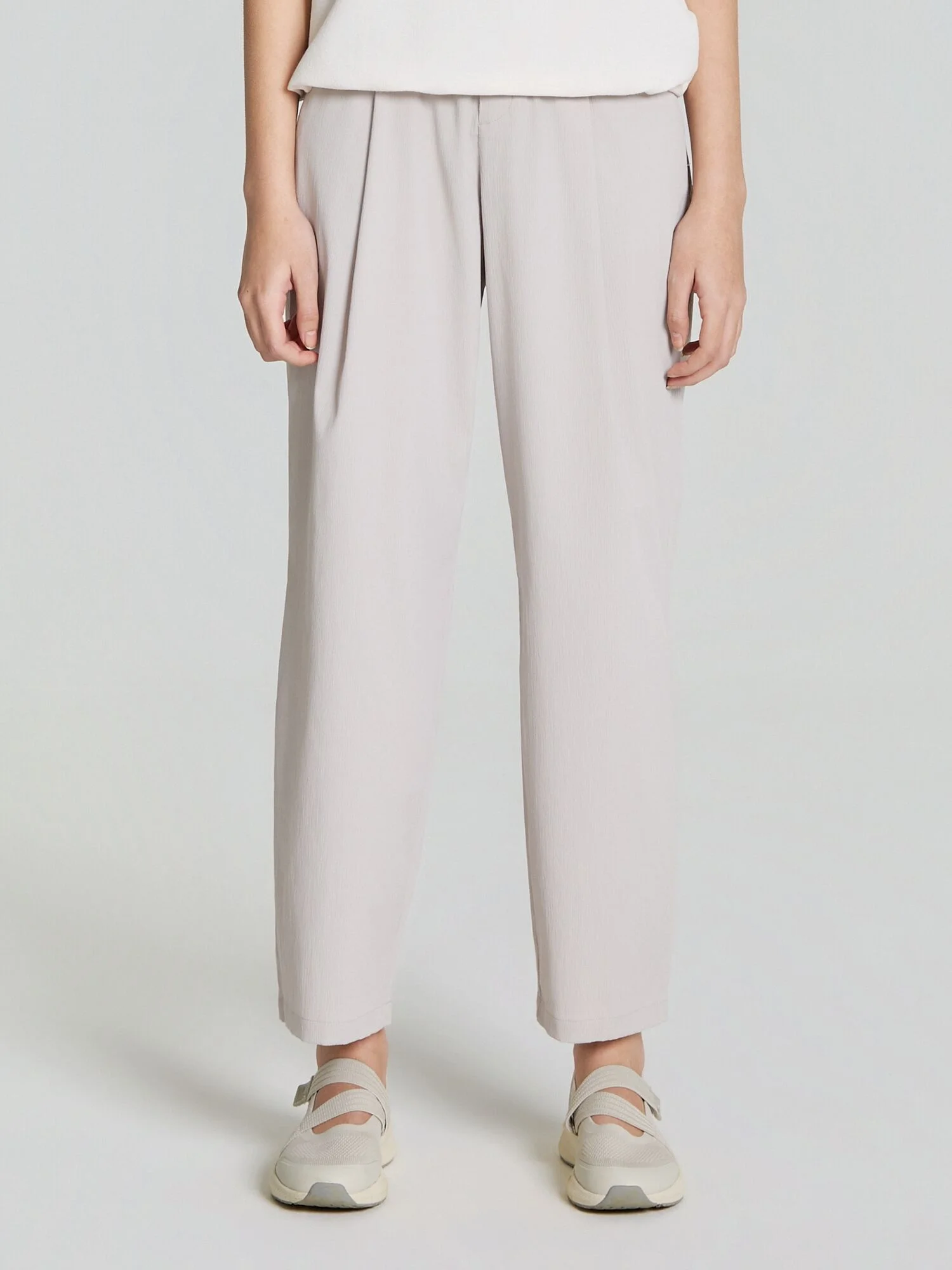 COOLEATS AIR (COOLEATS 透氣) 女裝 9分 褲子_Light Beige_DWM26358E1