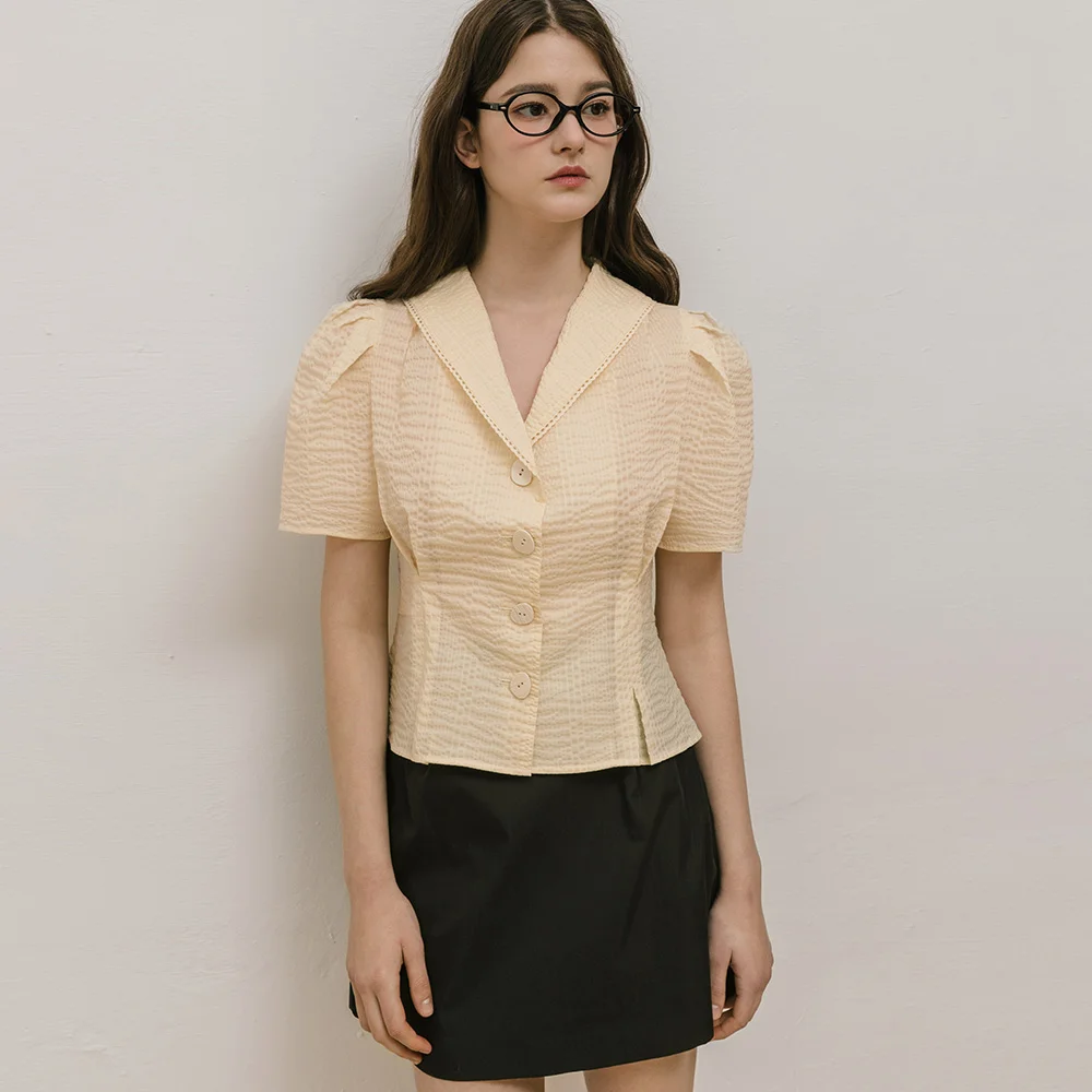 Seersucker Puff Butter Blouse