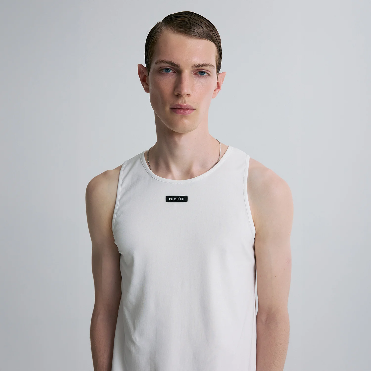 LOGO SLEEVELESS TOP WHITE