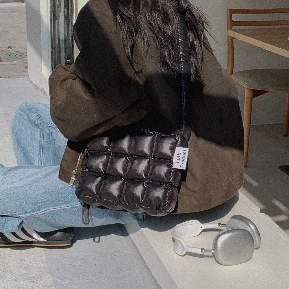 (35次入貨) Chocolate Glazed Puffer Bag(光面) _ BLACK M