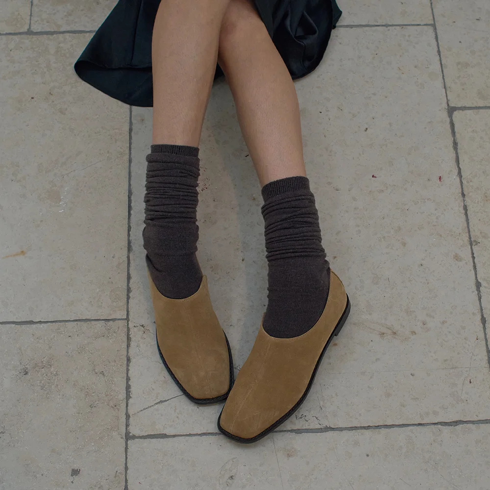 BASE TOP LOAFER (SUEDE SAND)