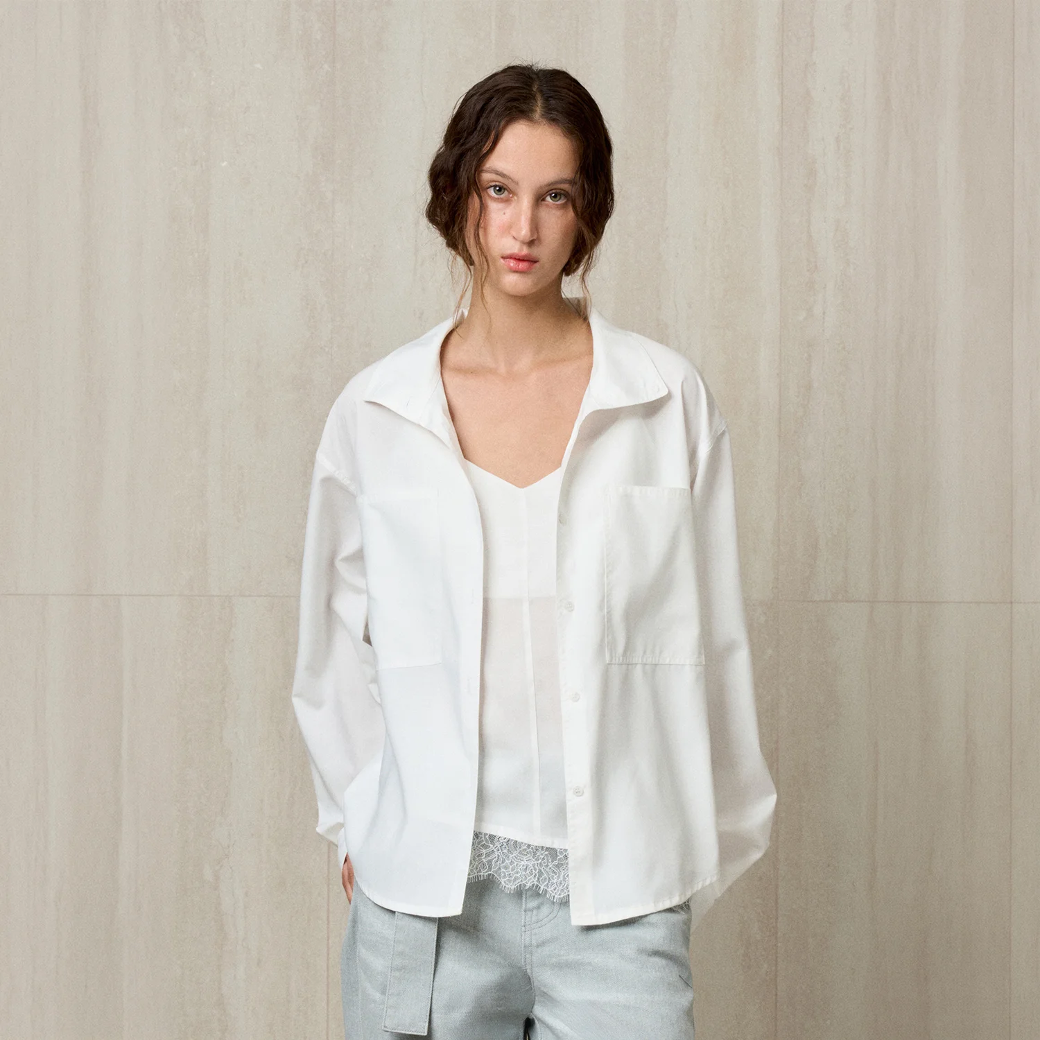 FUNNEL NECK BELTED BLOUSE WHITE